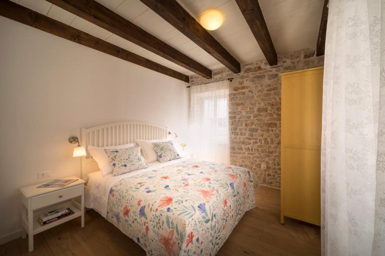 فيلا Mulberry Stonehouse Primošten المظهر الخارجي الصورة