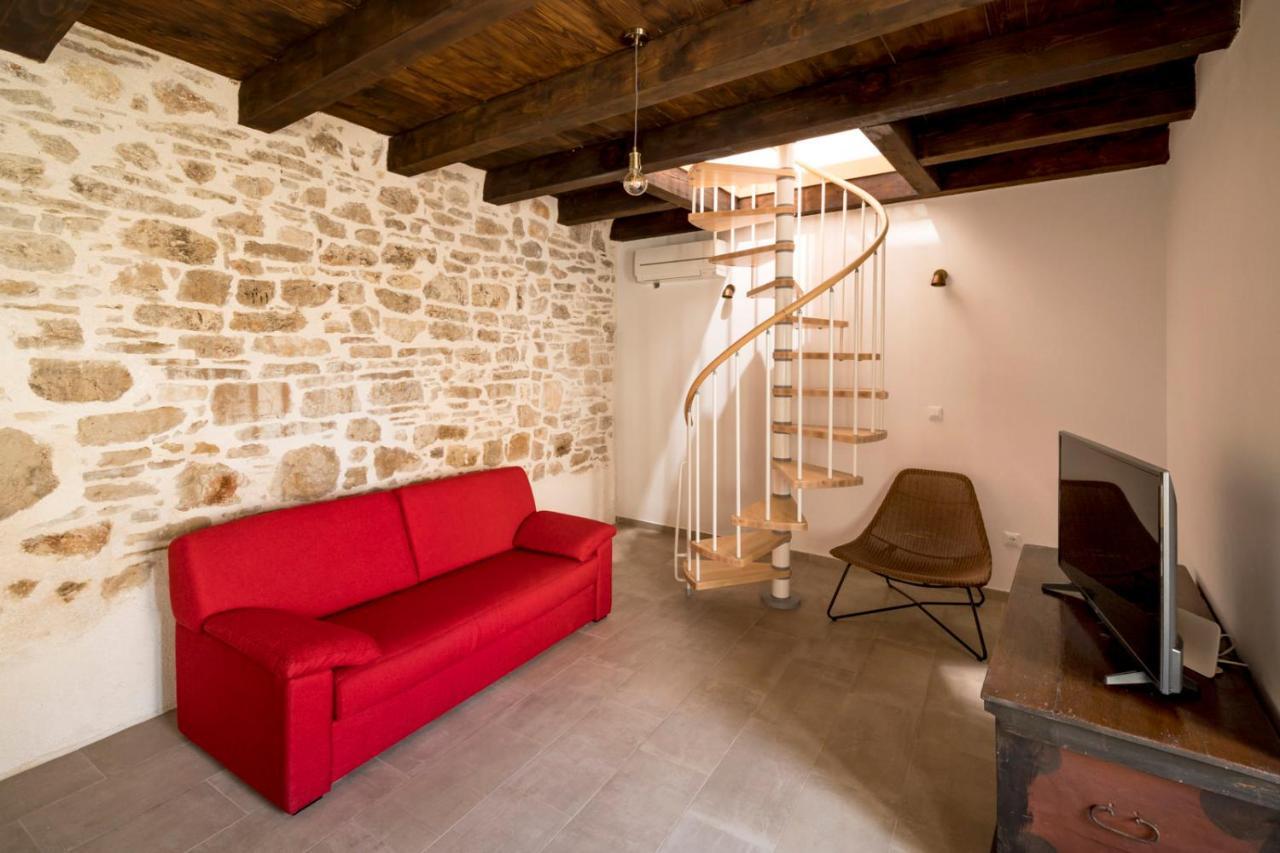فيلا Mulberry Stonehouse Primošten المظهر الخارجي الصورة