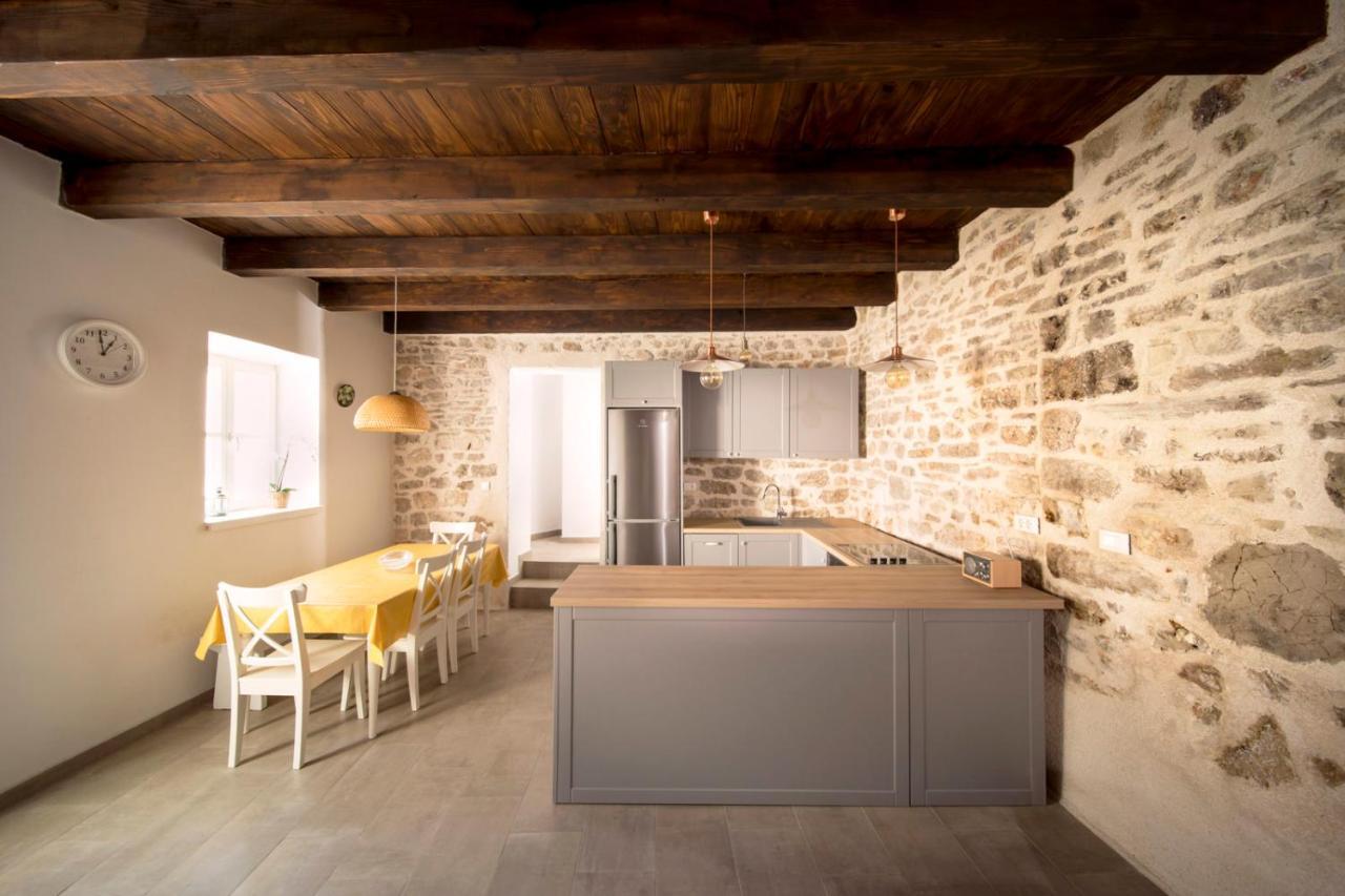 فيلا Mulberry Stonehouse Primošten المظهر الخارجي الصورة